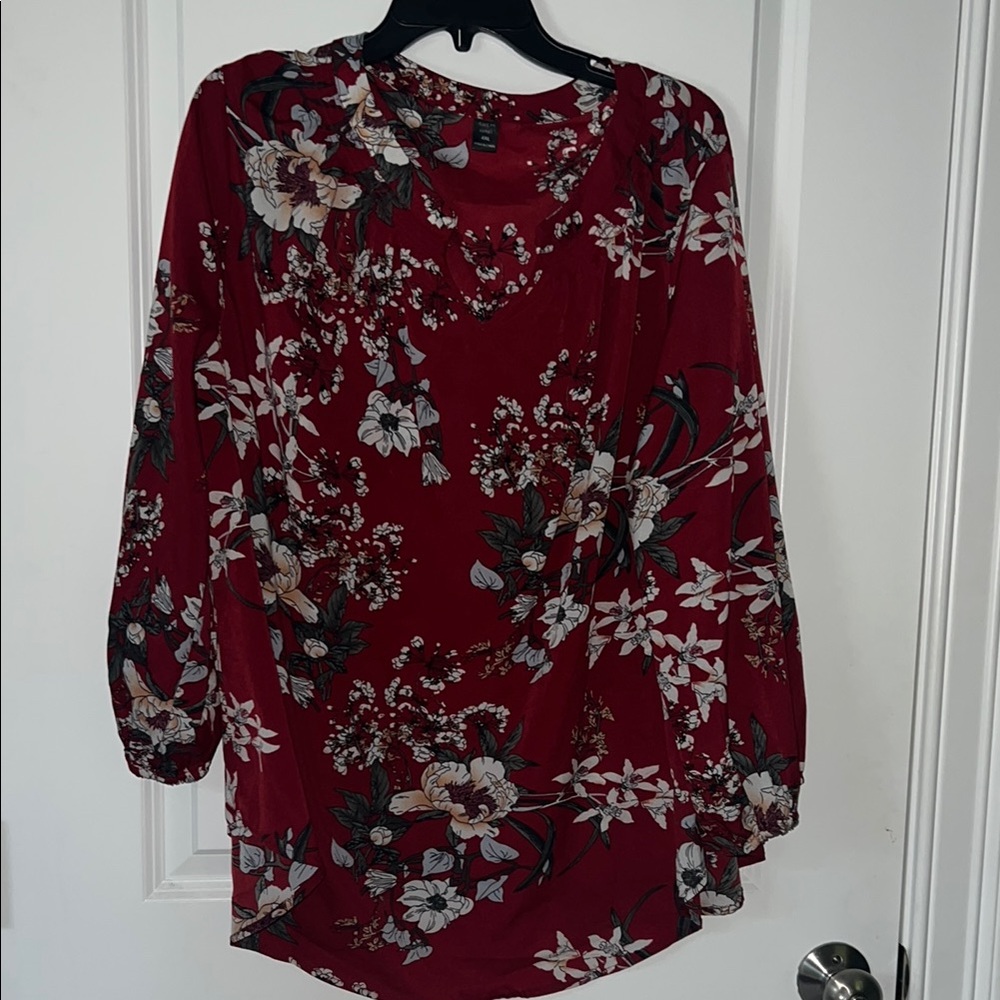 SHEIN Red Floral Top